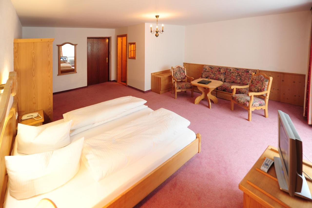 Hotel Krone Матрай-на-Бреннере Экстерьер фото