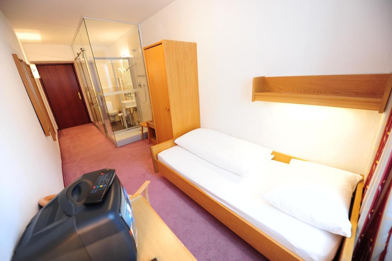Hotel Krone Матрай-на-Бреннере Экстерьер фото